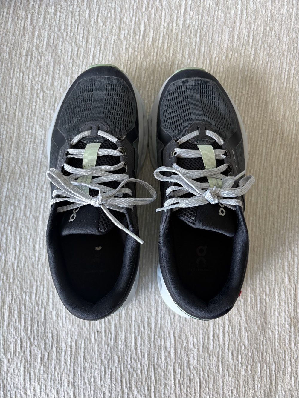 On Cloudrunner Women's Running Shoes 8 WIDE Black Athletic Sneakers Shadow Lima - Picture 4 of 11